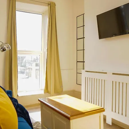 Paddington Studio By Tube Near Hyde Park & Lhr